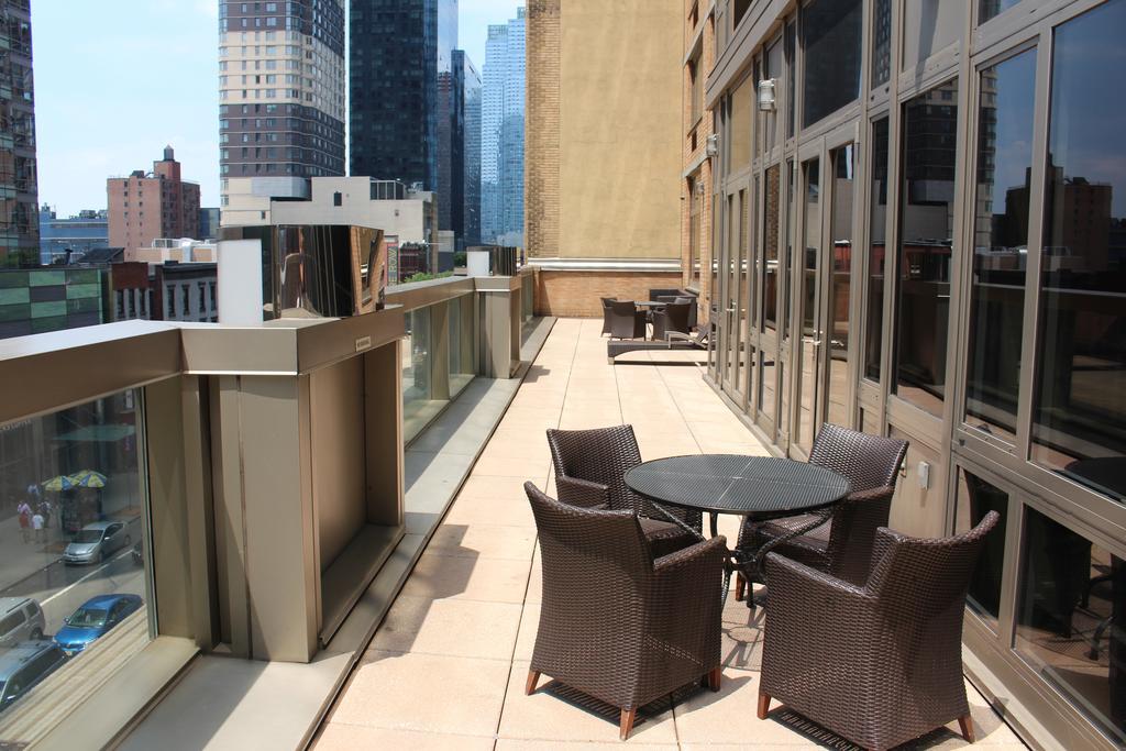 Tower Suites In Times Square Apartment *