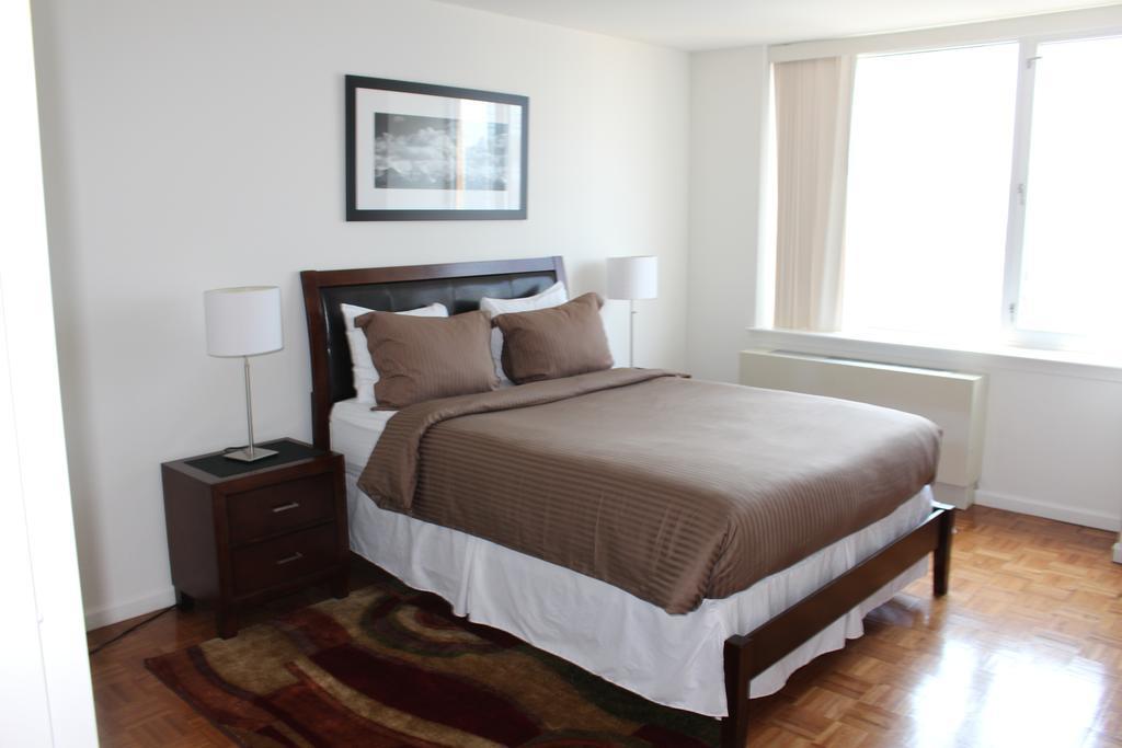 Apartment Tower Suites In Times Square
