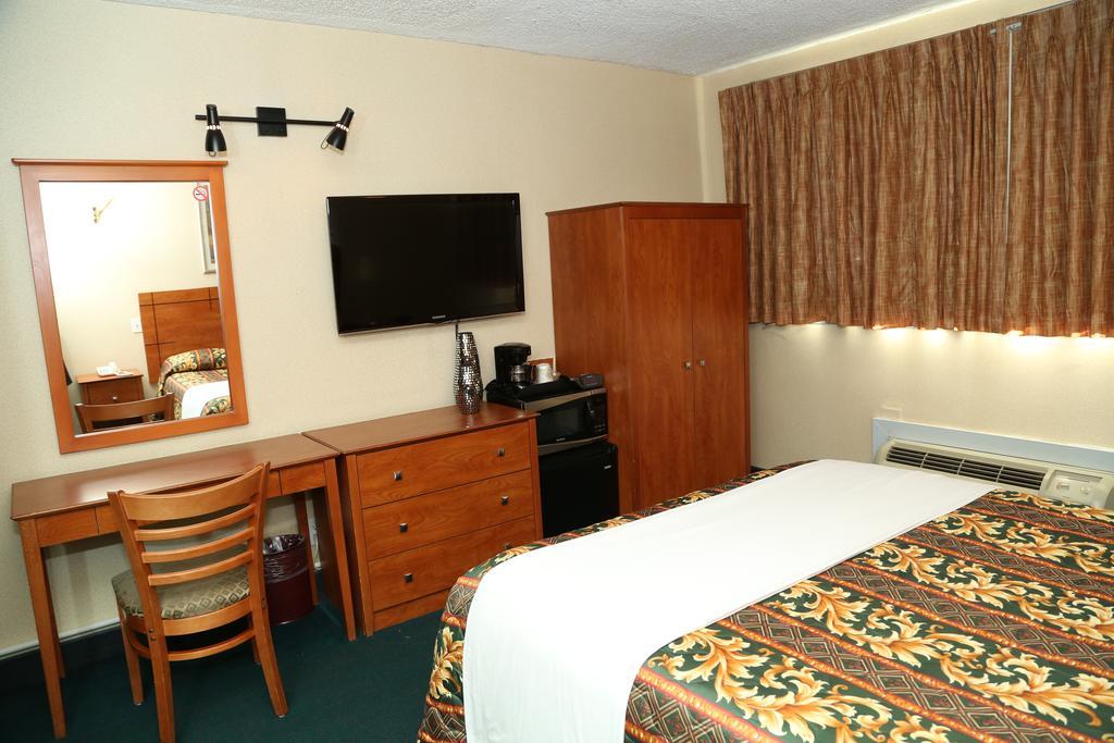Hotel Jfk 2*