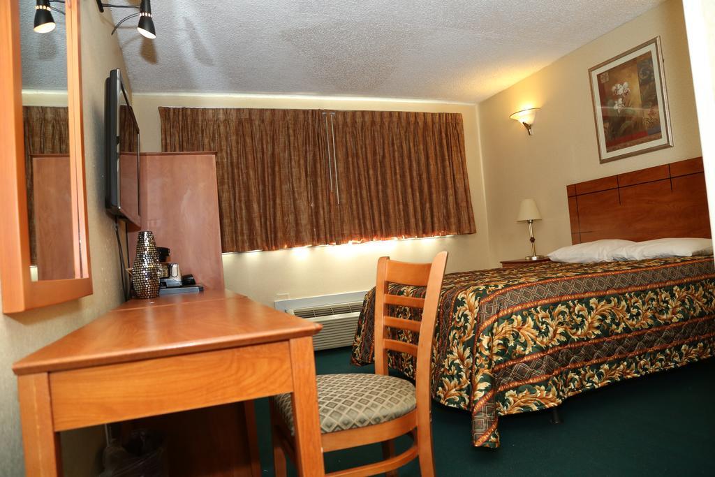 Hotel Jfk 2*