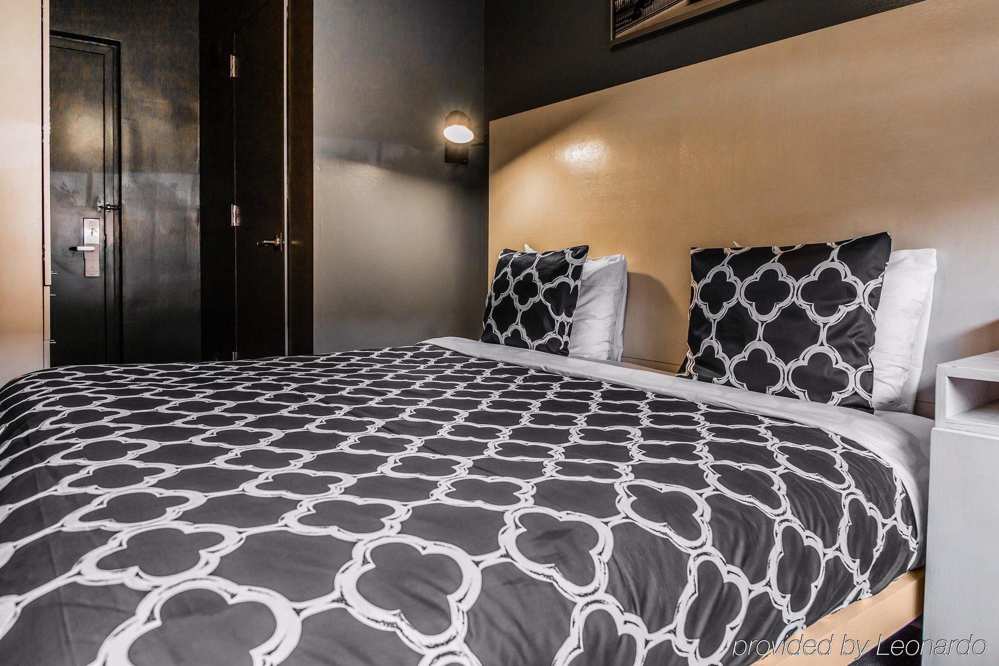 Essence Hotel