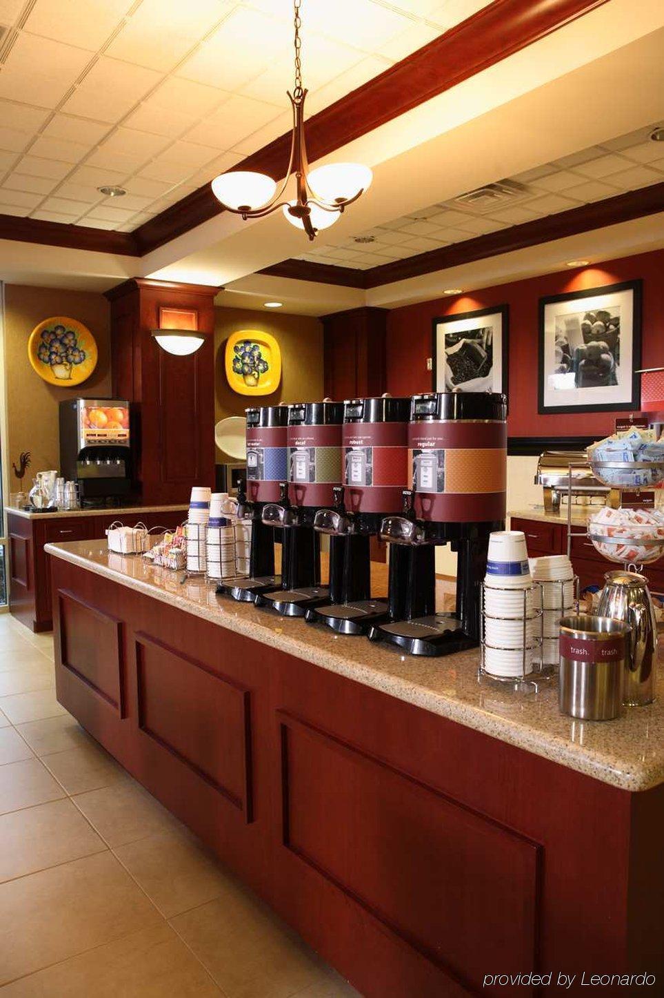 Hampton Inn&suites Staten Island 3* New York