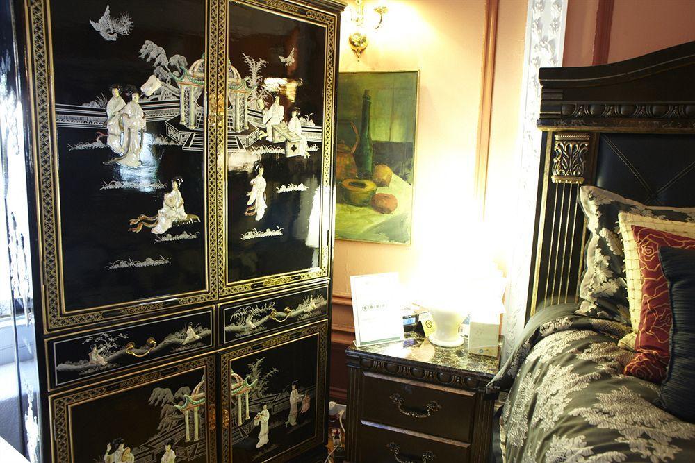The New York Renaissance Home And Guesthouse 4*