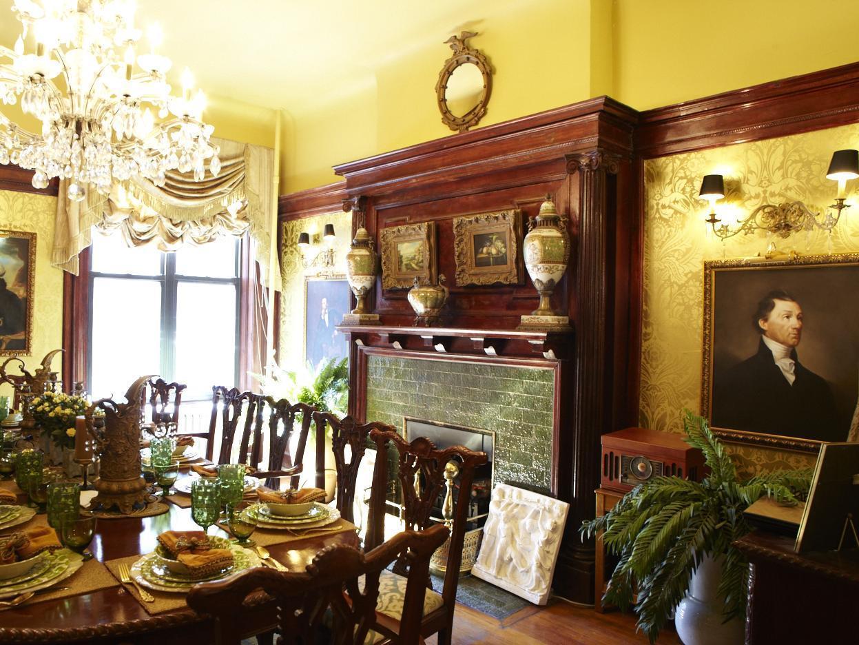 The New York Renaissance Home And Guesthouse Hotel