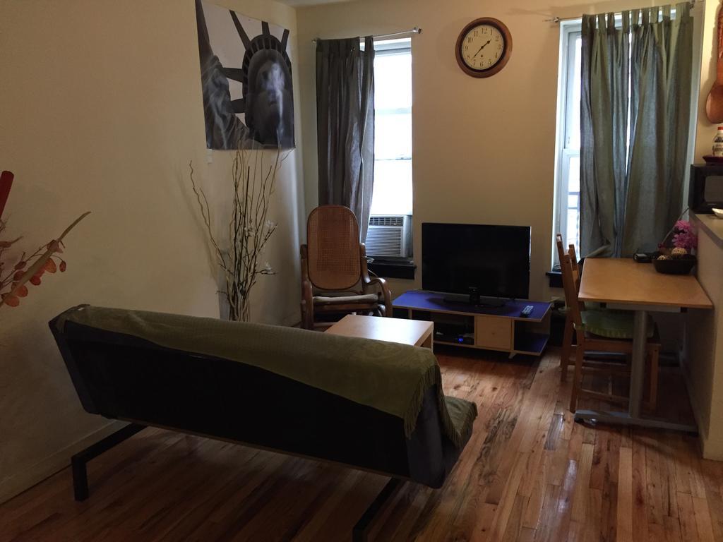 Apartment Studio - United Nations Plaza *