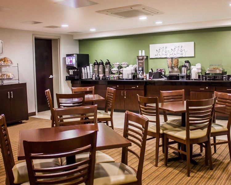 Cresthaven Jamaica-jfk