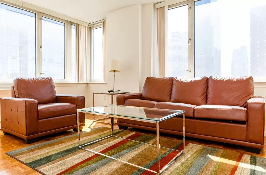 Apartment Tower Suites In Times Square