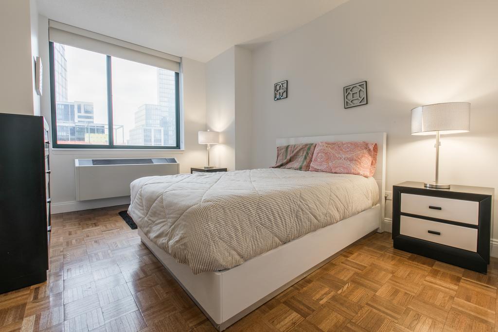 Lincoln Center Luxury * New York