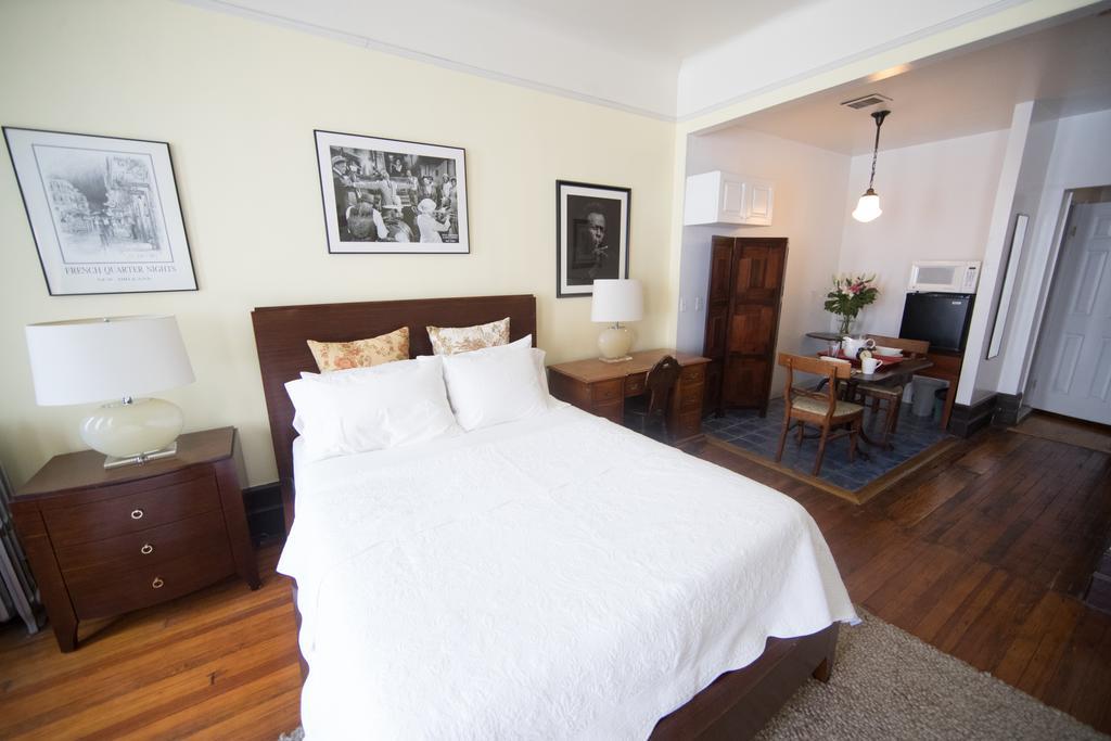 Candy Hill Harlem Bed & Breakfast