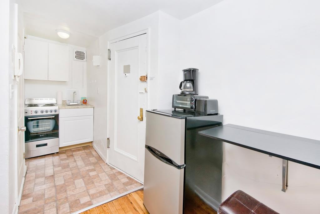 Gramercy Park Apartments Apartment
