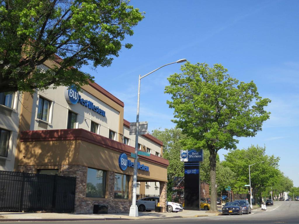 Hotel Western Long Island New York