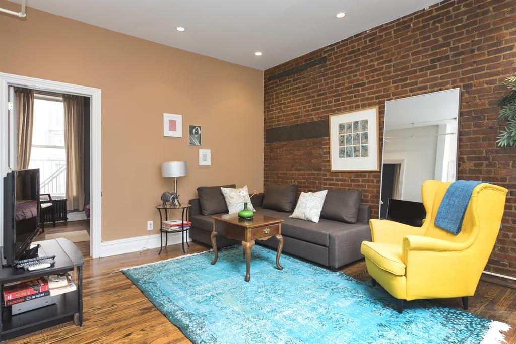 Apartment Away From *