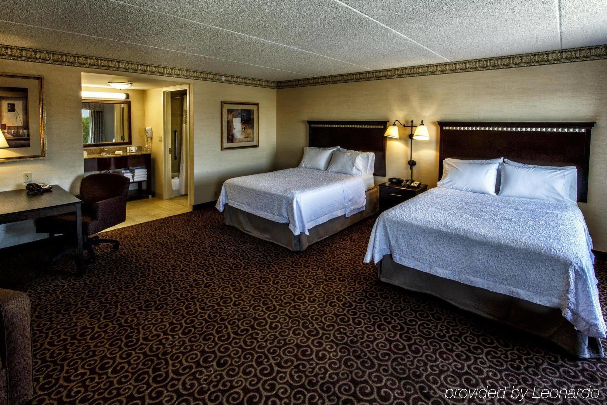 Hampton Inn&suites Staten Island Hotel 3*