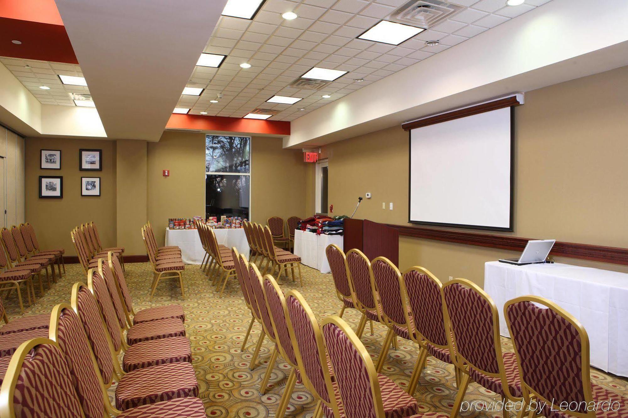 Hampton Inn&suites Staten Island Hotel