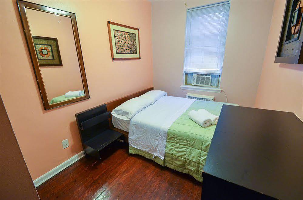 Murray Hill Apartment *