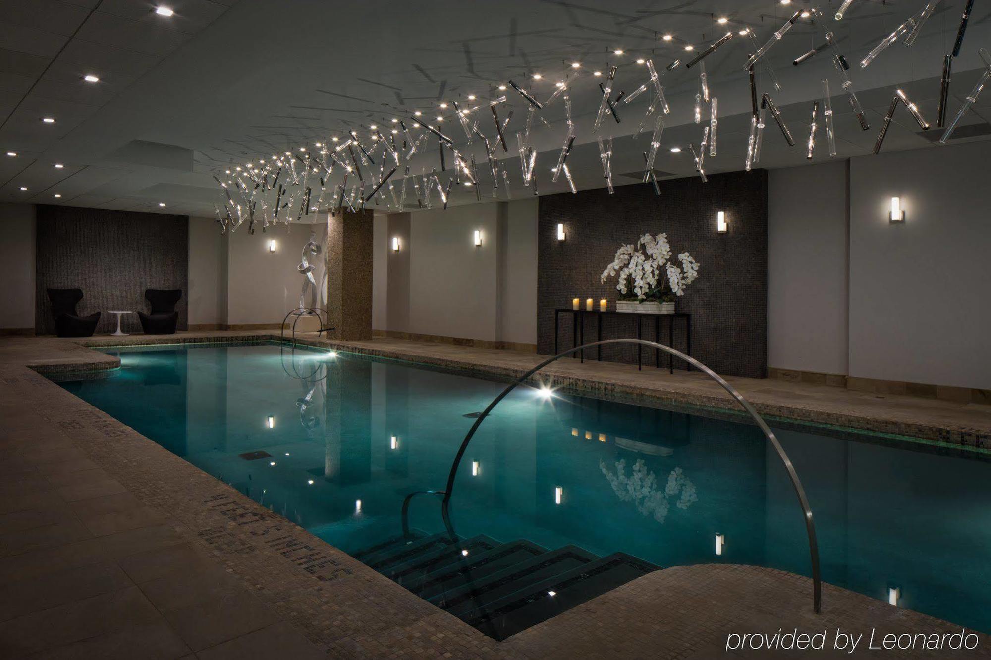 Aka Sutton Place Aparthotel