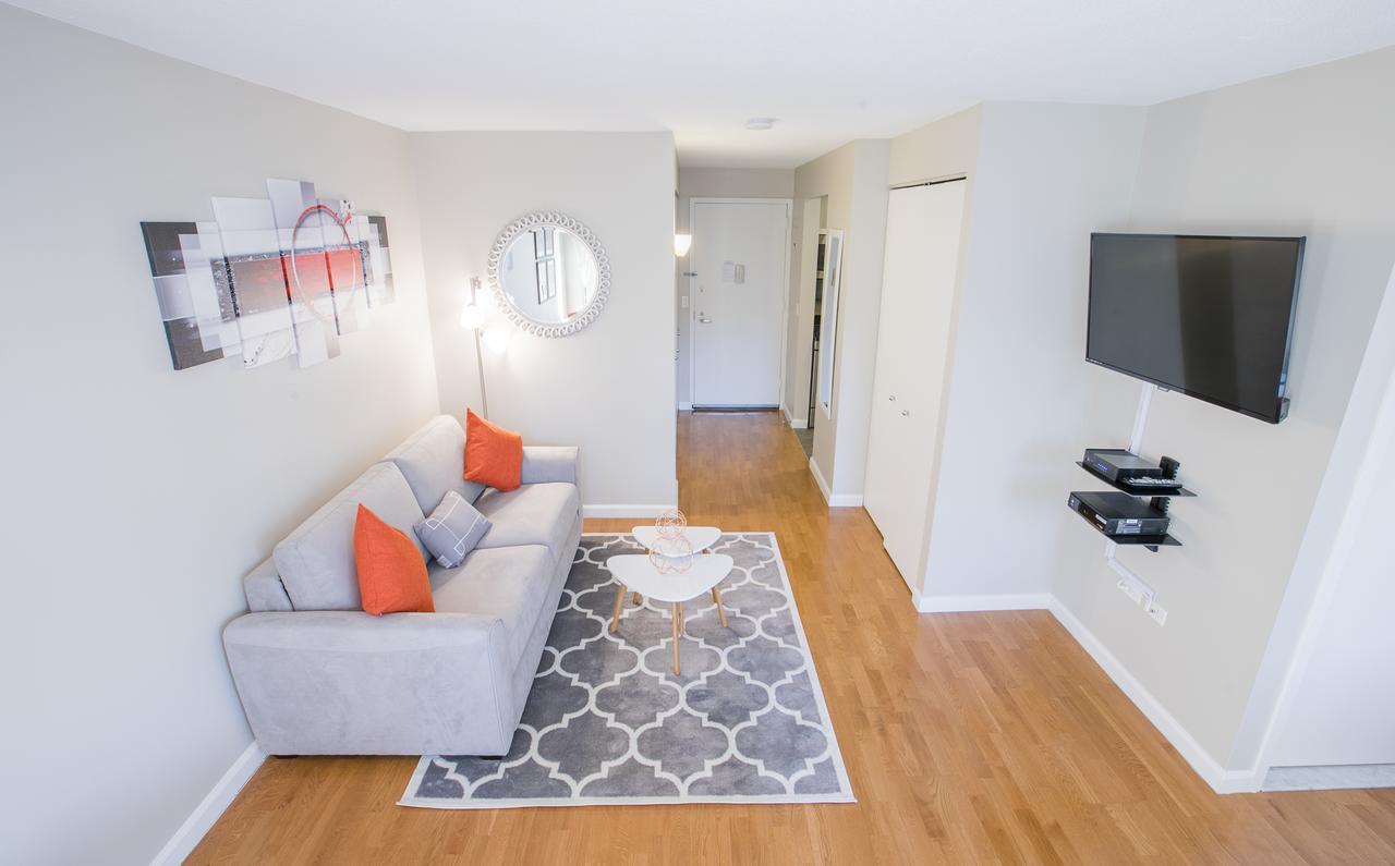Apartment Brand New, Luxury Alcove Studio , Full Service Building