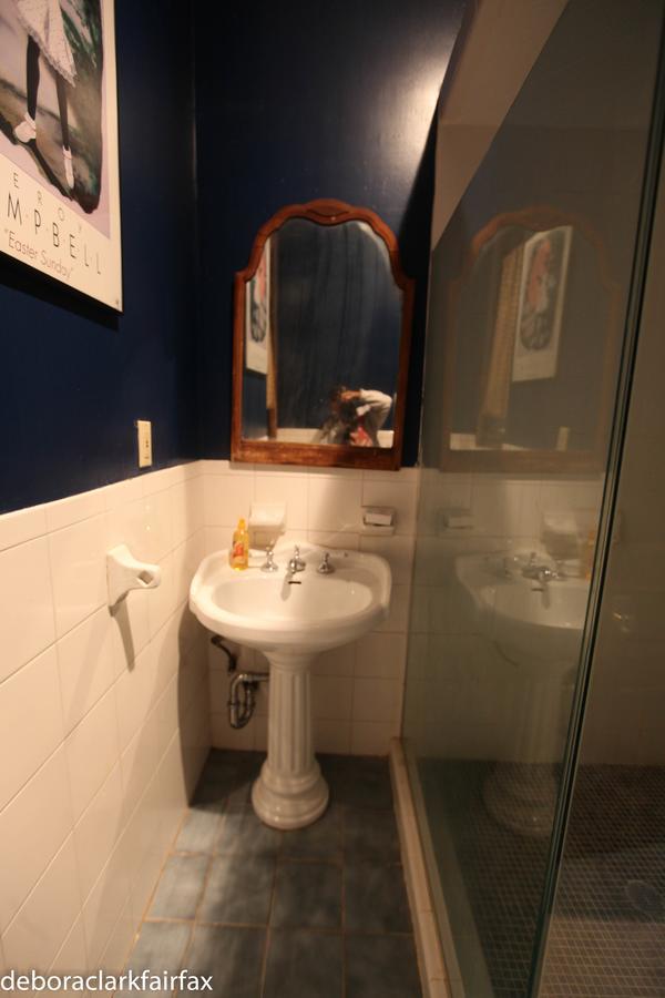 Richards Place Apartment *