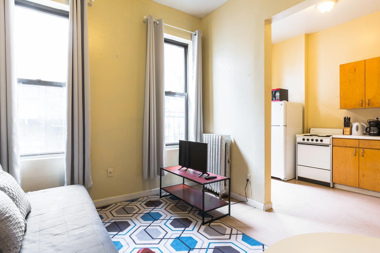 2 Bdr In The Center Of Times Square 42nd St Apartment *