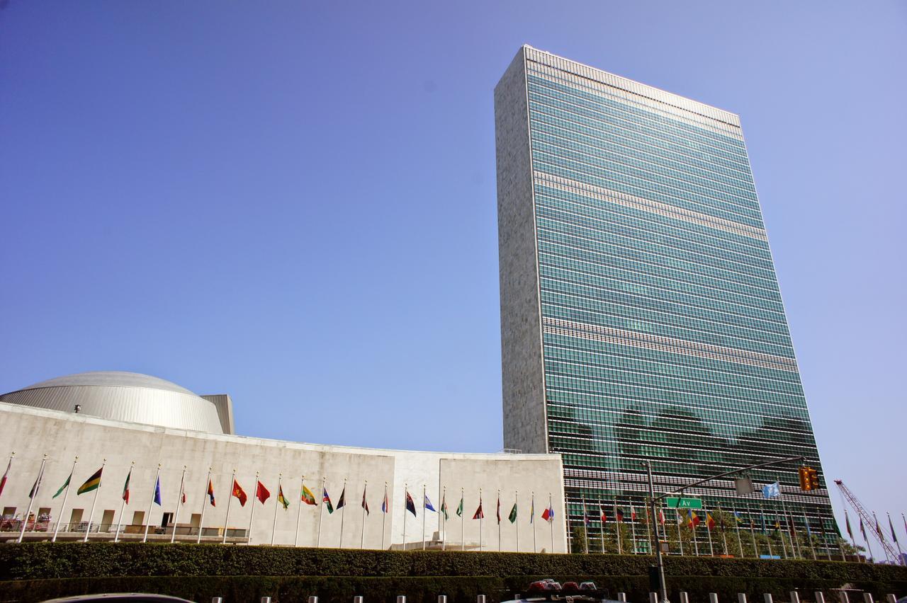 Studio - United Nations Plaza Apartment *