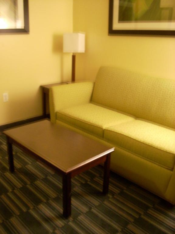 Days & By Wyndham Ozone Park/jfk Airport Hotel New York