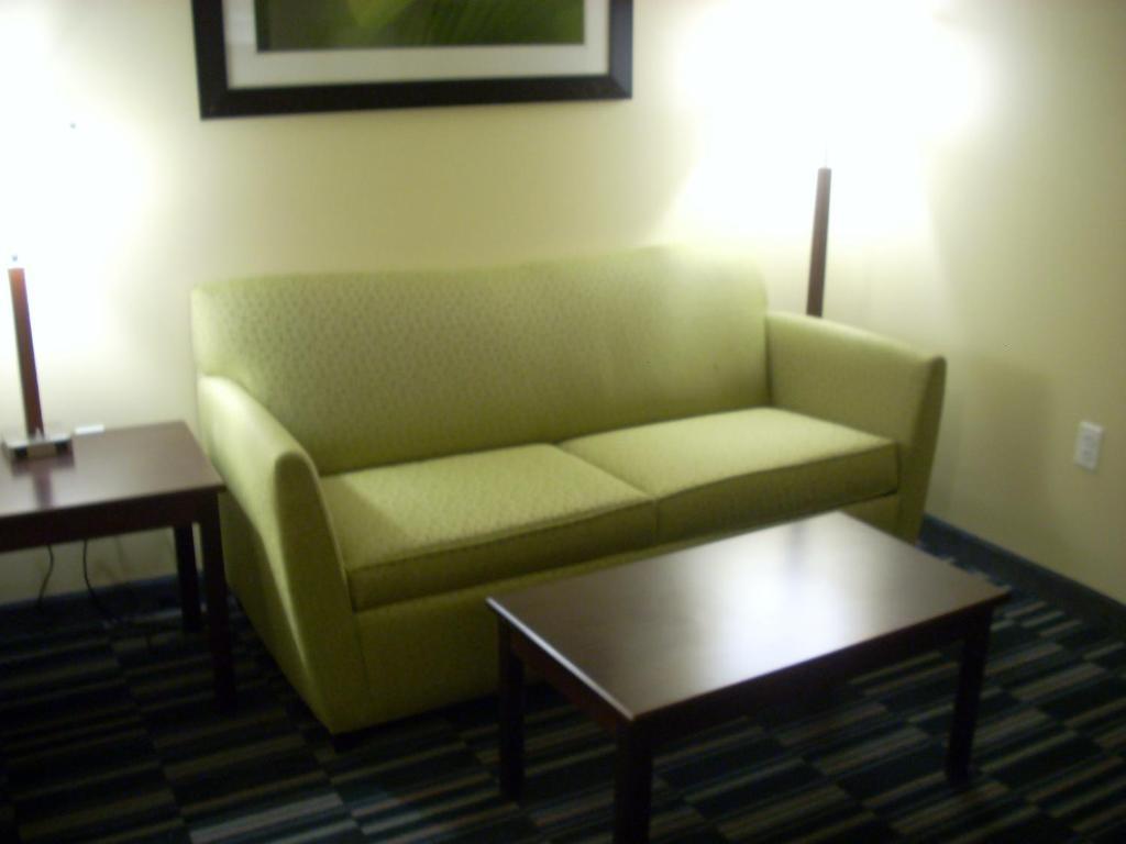 Hotel Days & By Wyndham Ozone Park/jfk Airport 2*