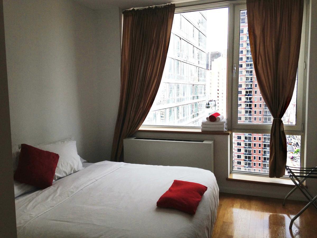 Times Square Apartment New York