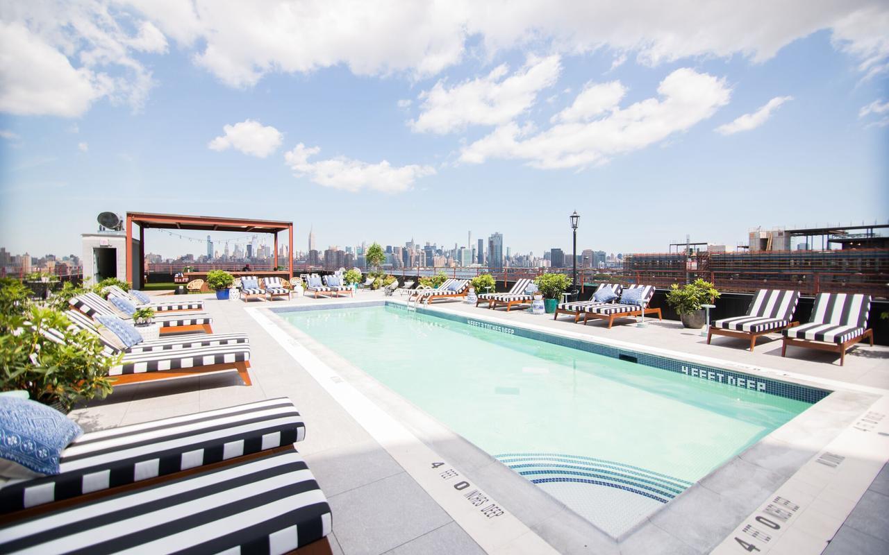 Arlo Williamsburg 5*