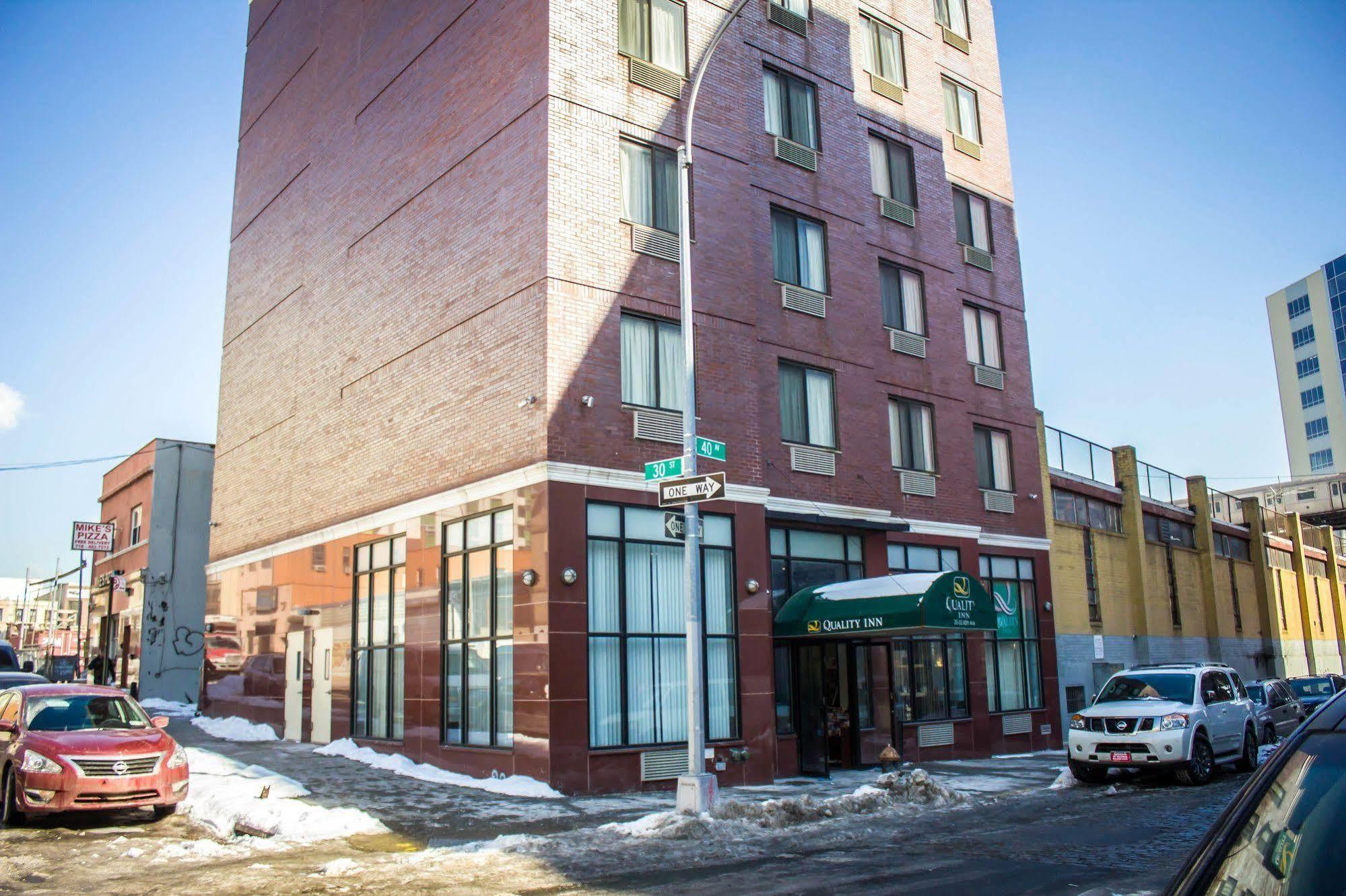 Hotel Quality Long Island - Queensboro Bridge New York