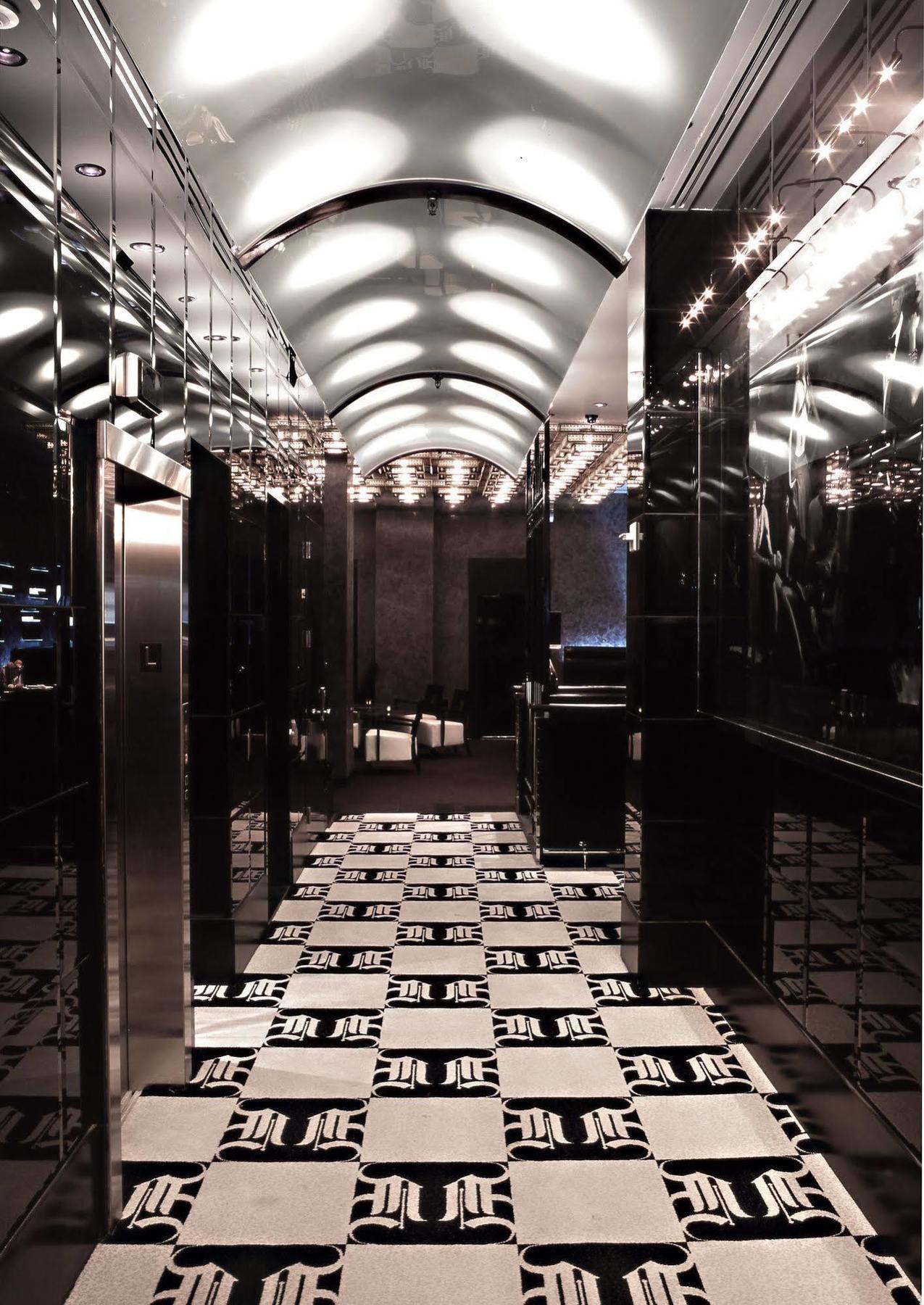 Night By Sb At Times Square Hotel New York