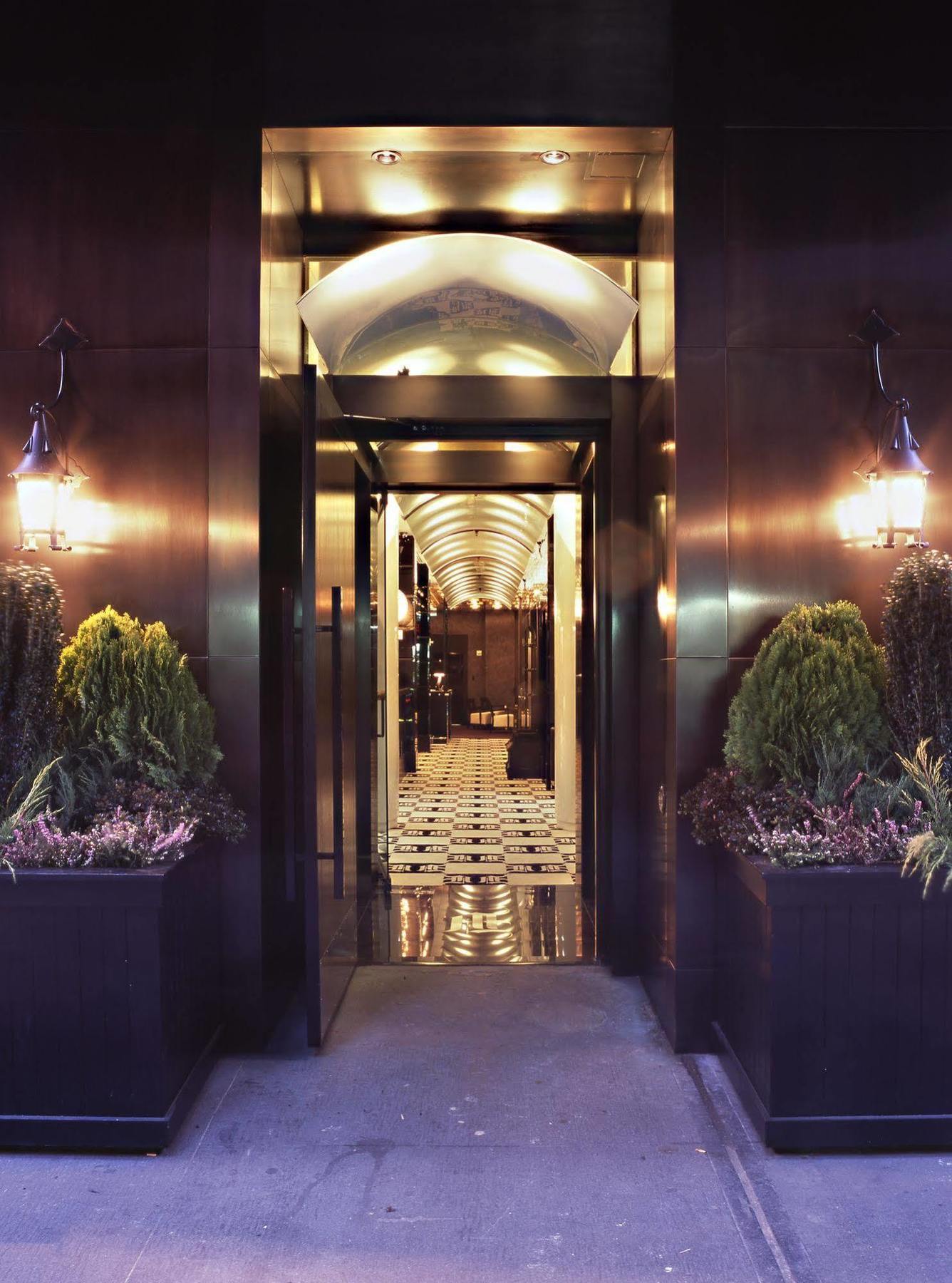 Night By Sb At Times Square Hotel New York