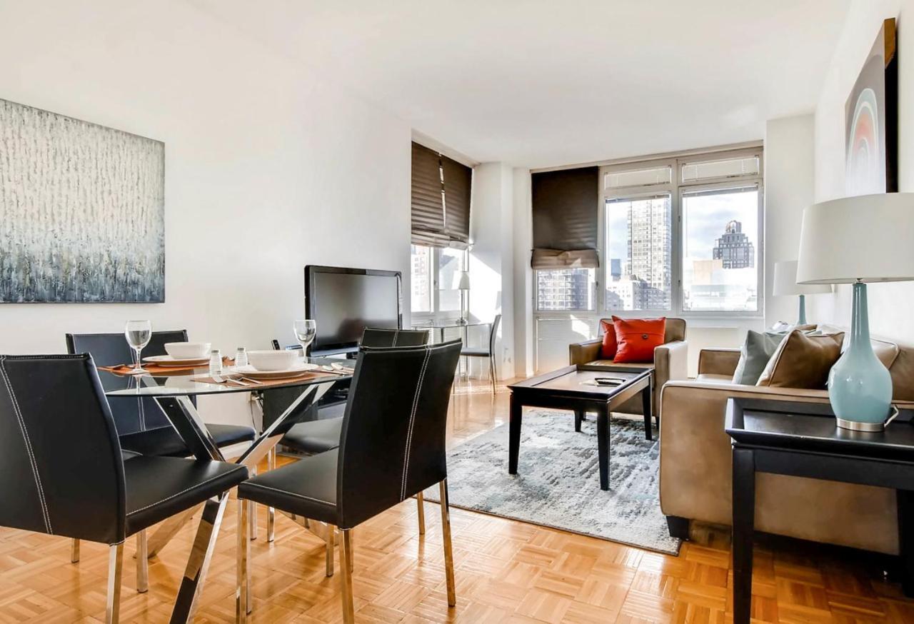 Apartment Churchill Living The Pearl New York