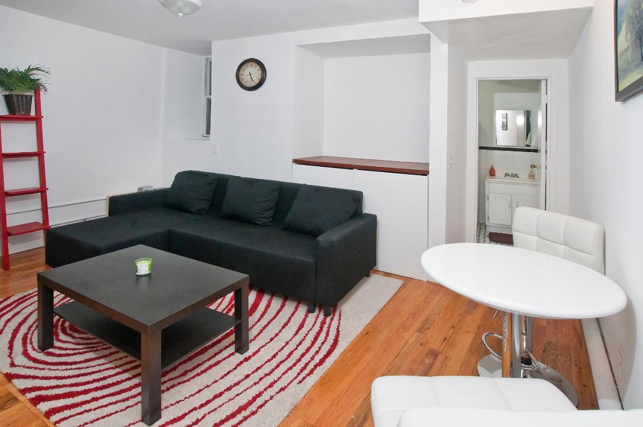 Midtown East Apartment *