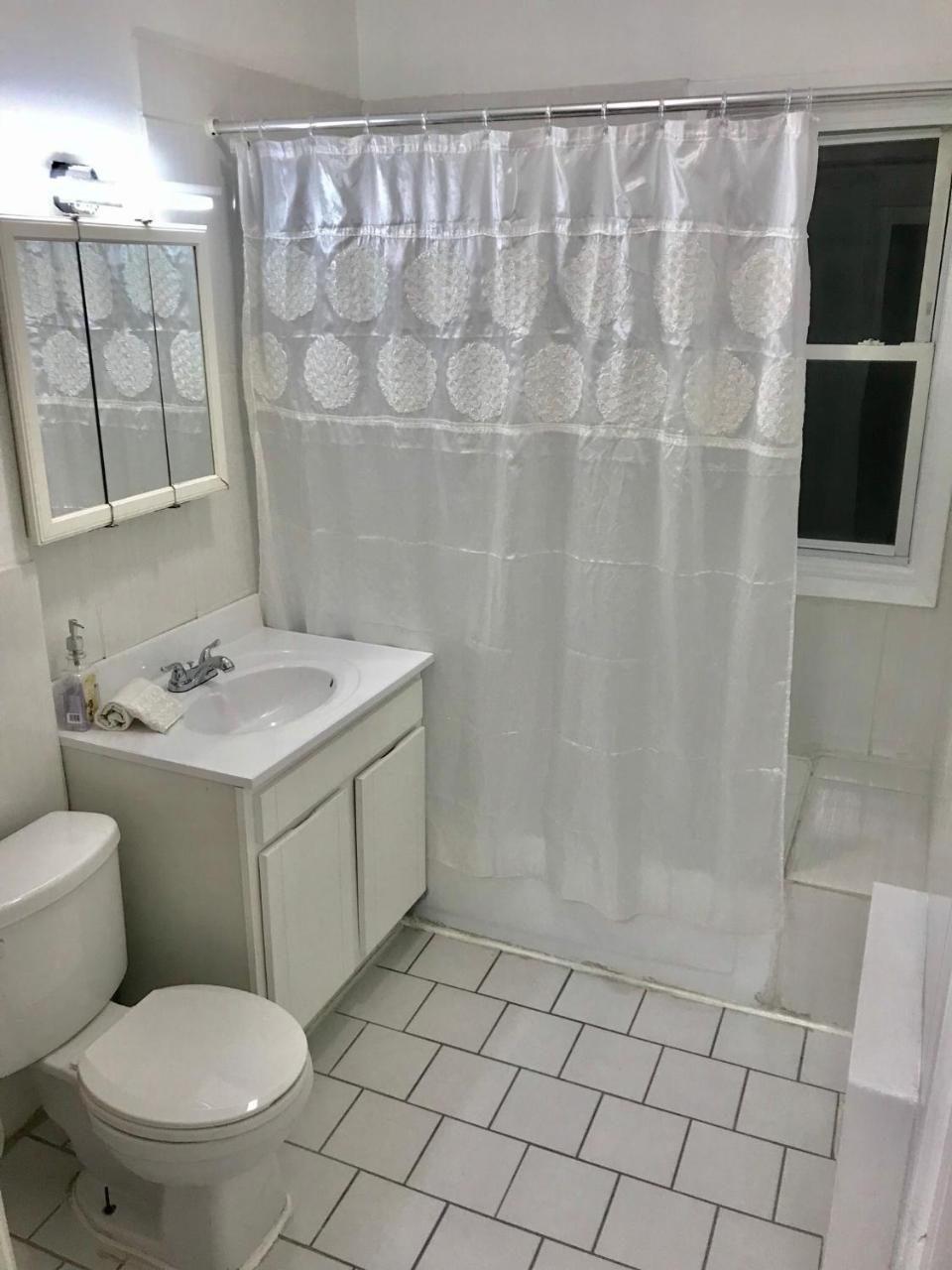 Ozone Pk Adria * New York