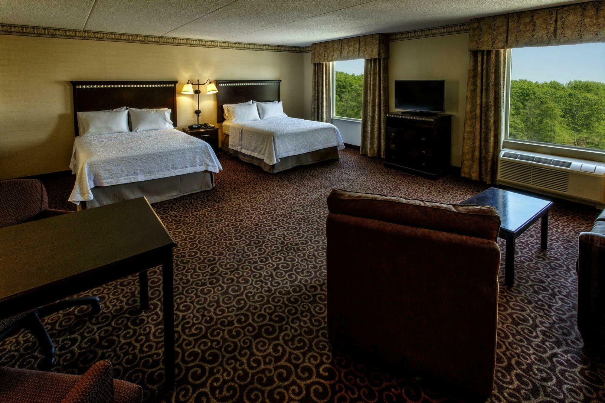 Hampton Inn&suites Staten Island 3* New York