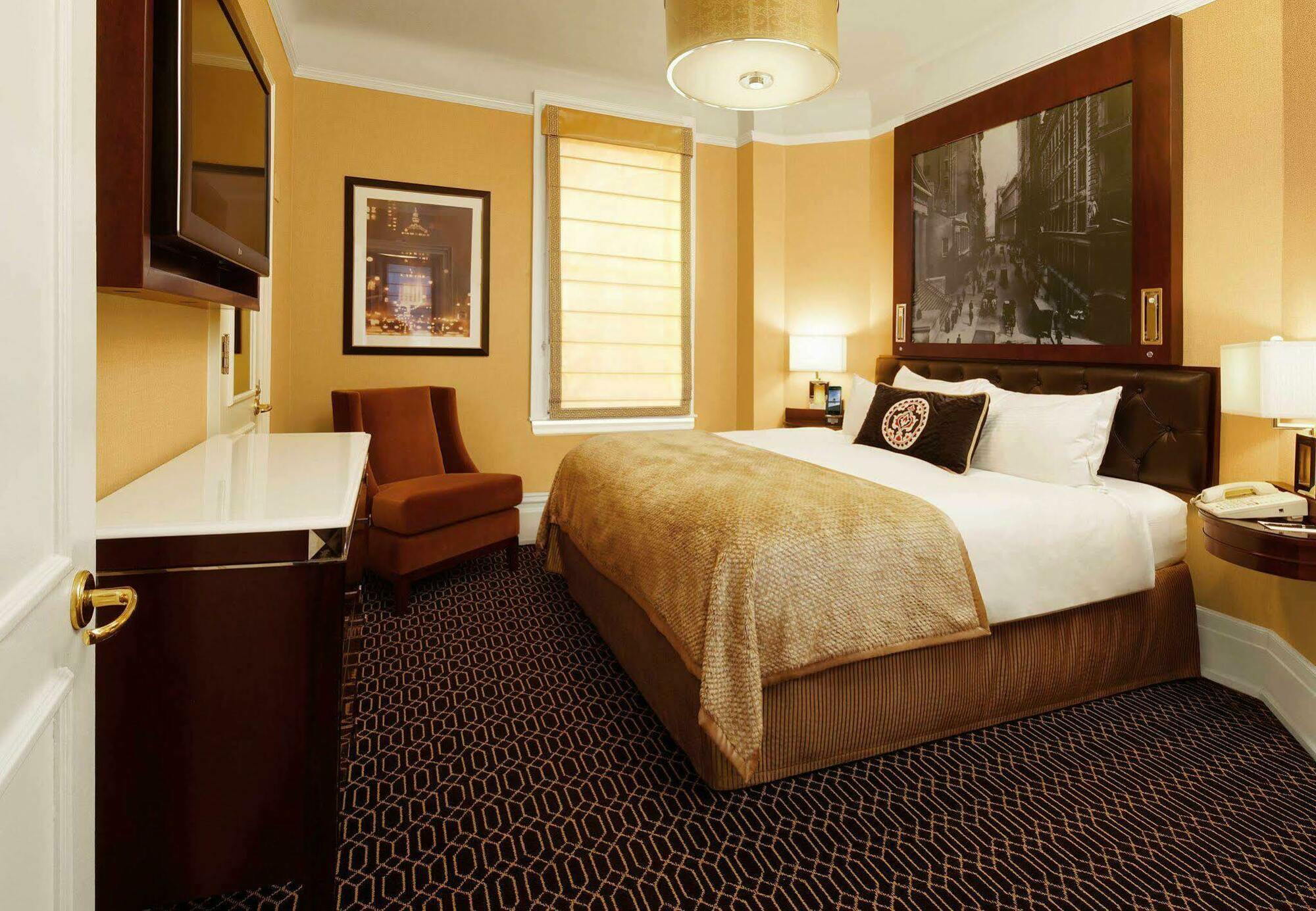 The Algonquin Times Square, Autograph Collection Hotel New York