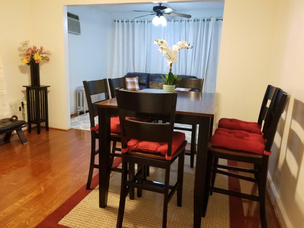 Lovely Queens Getaway Apartment *