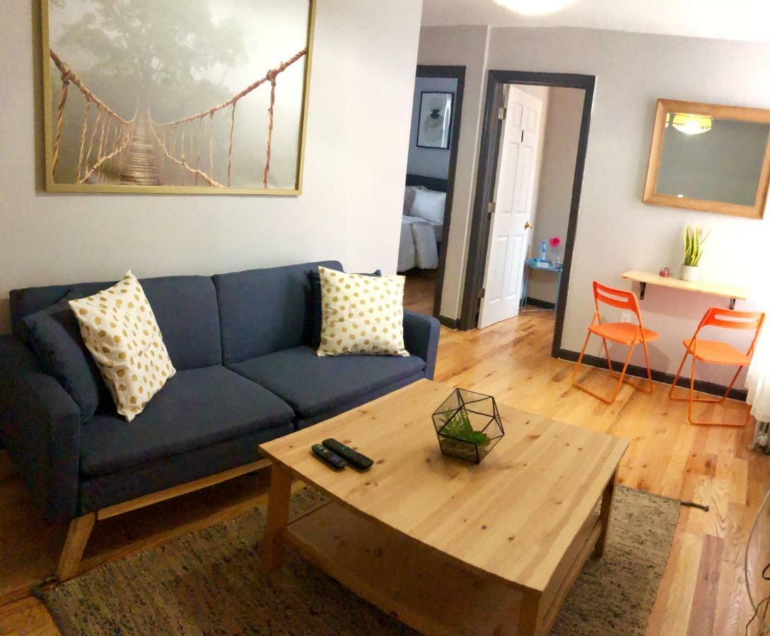 Apartment 3 Bedroom In Historical Harlem, Ny
