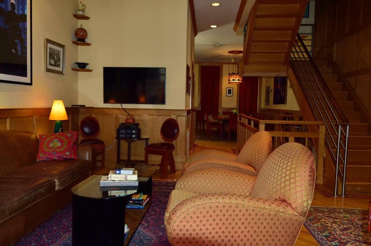 Harlem Jazz Getaway Mansion. Holiday home New York