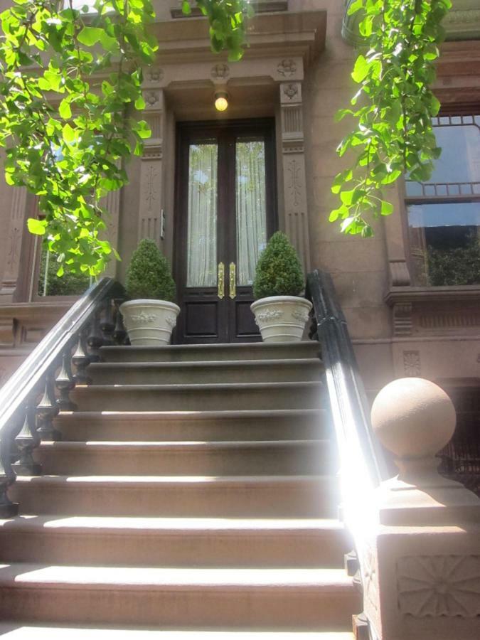 Harlem Jazz Getaway Mansion. New York