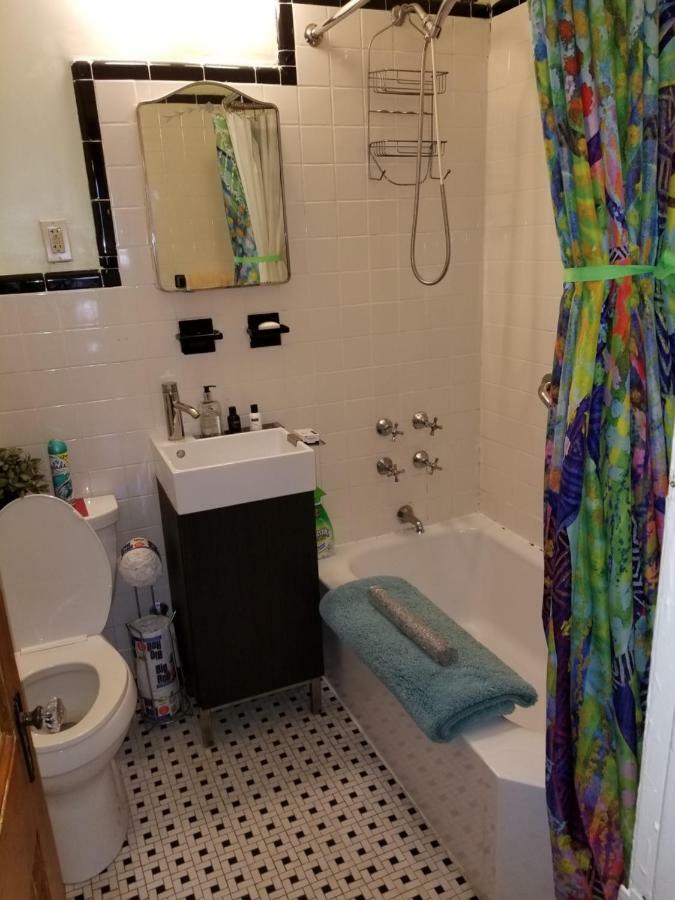 Cozy Fully Furnished Near Prospect Park & Public Transport New York
