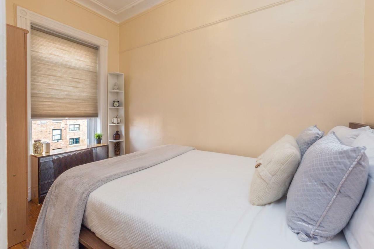 Lavish 3 Bedroom In Williamsburg!! Apartment