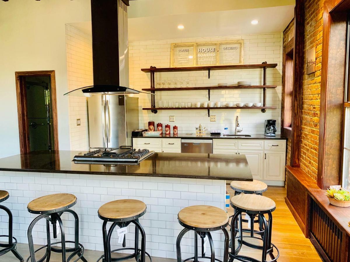Lavish Totally Renovated Loft Apartment! New York