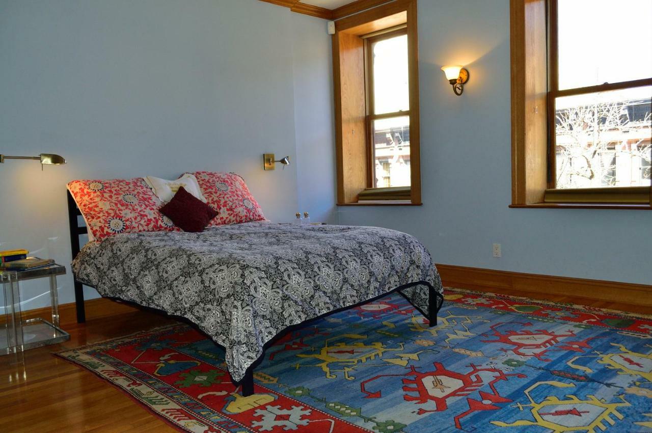 Holiday home Harlem Jazz Getaway Mansion. *