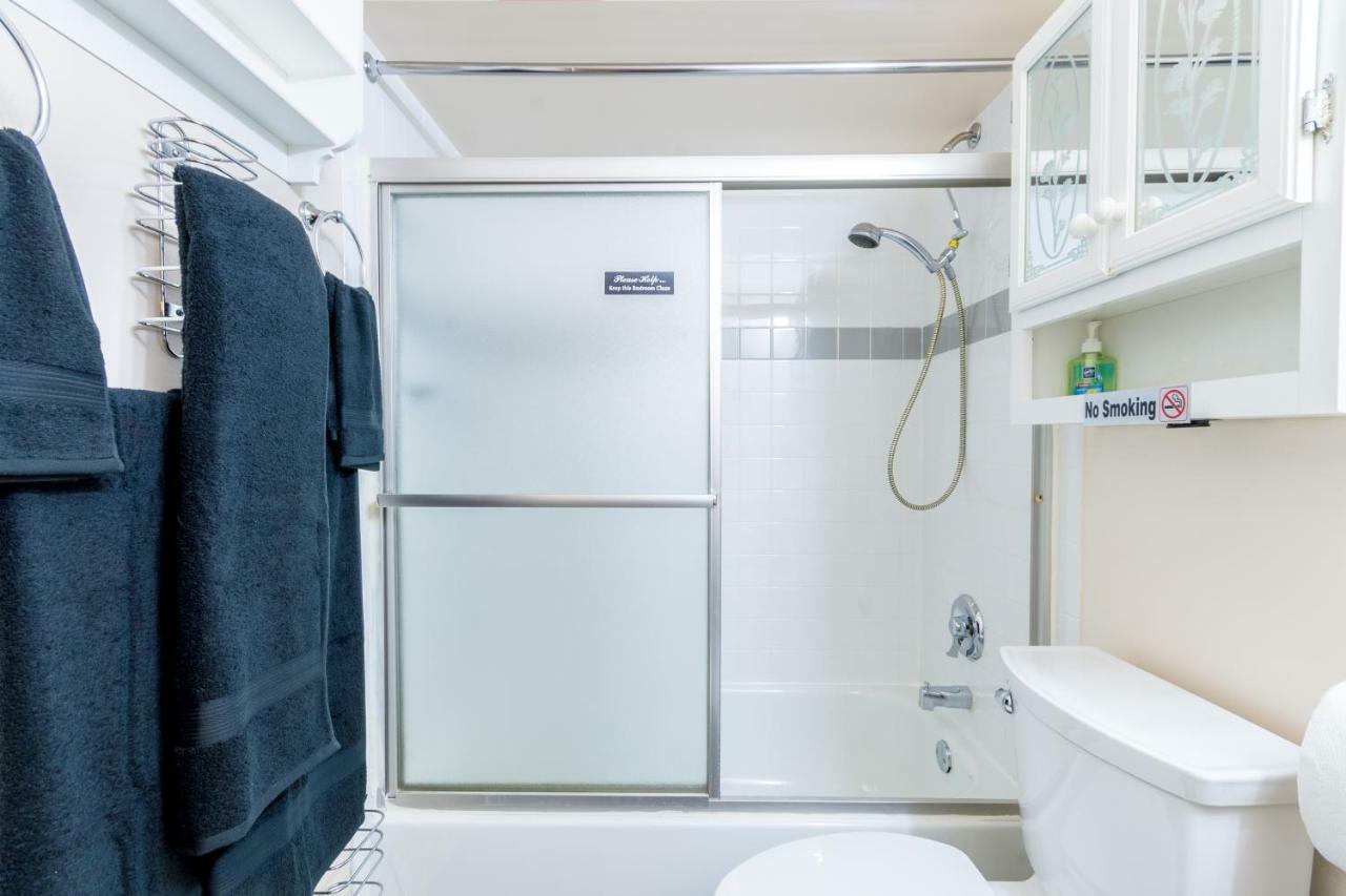 Two-bedroom Serviced Apartment: High-speed Wi-fi & Bi-monthly Housekeeping Apartment New York