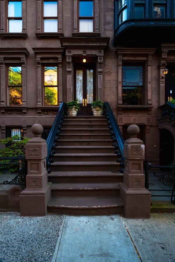 Harlem Jazz Getaway Mansion. New York