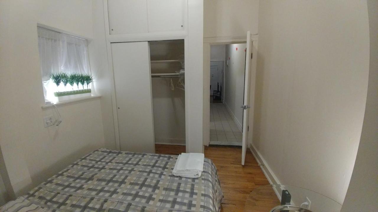 Charming 2 Bedroom In Manhattan's Little Italy Apartment *