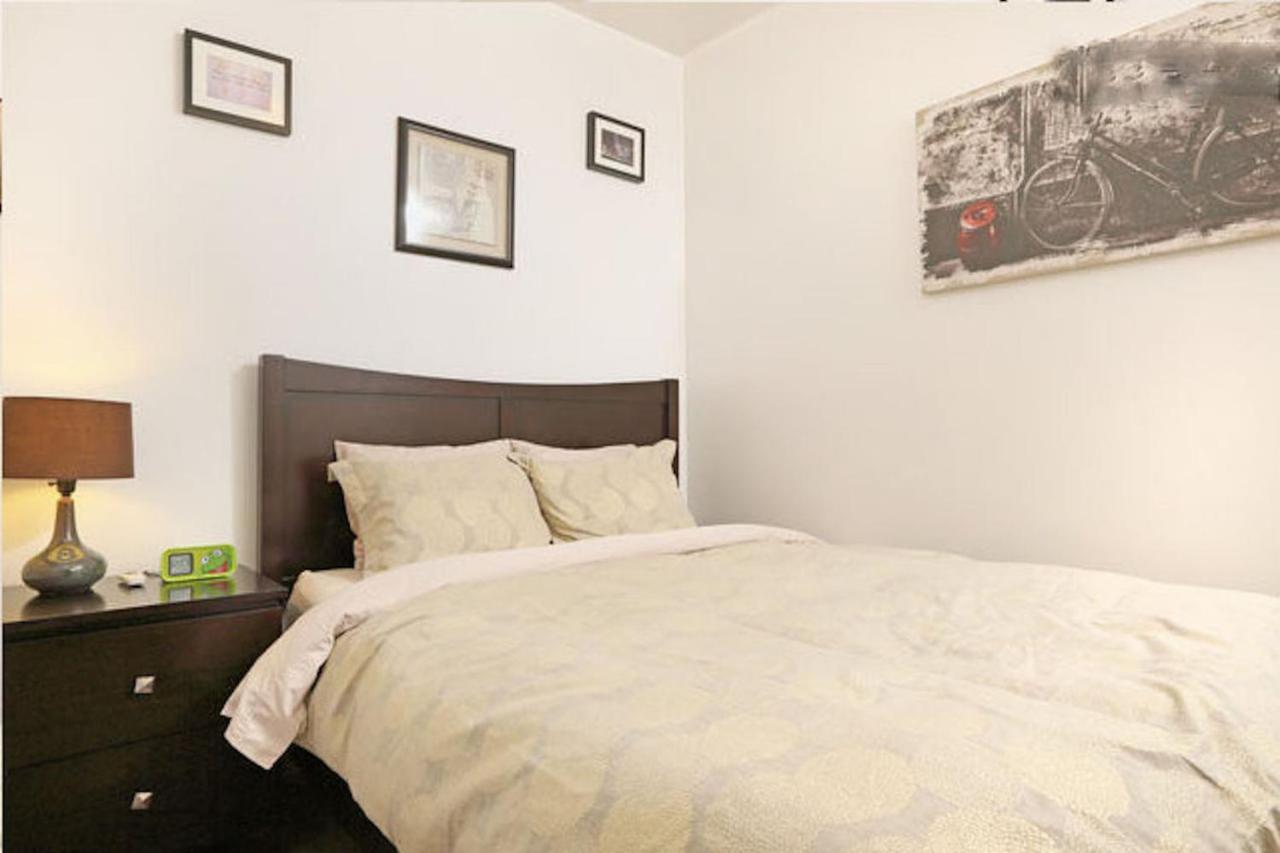 Little Italy Grand Apartment