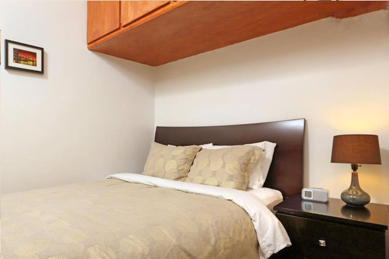 Little Italy Grand Apartment
