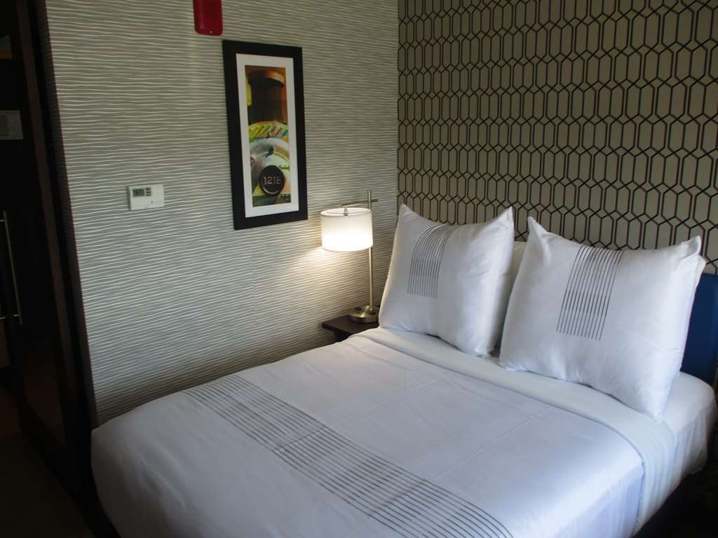 Hotel Glo Western Brooklyn Nyc
